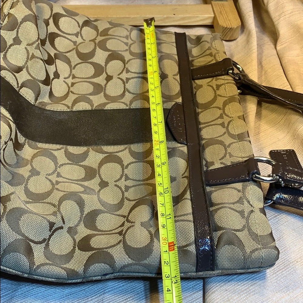 Coach iconic logo canvas/leather everyday tote - Picture 14 of 16